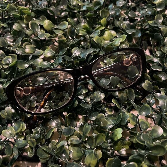 Chanel Women's Tortoise Shell Eyeglasses Holder/Lanyard Full Rim - Picture 2 of 9